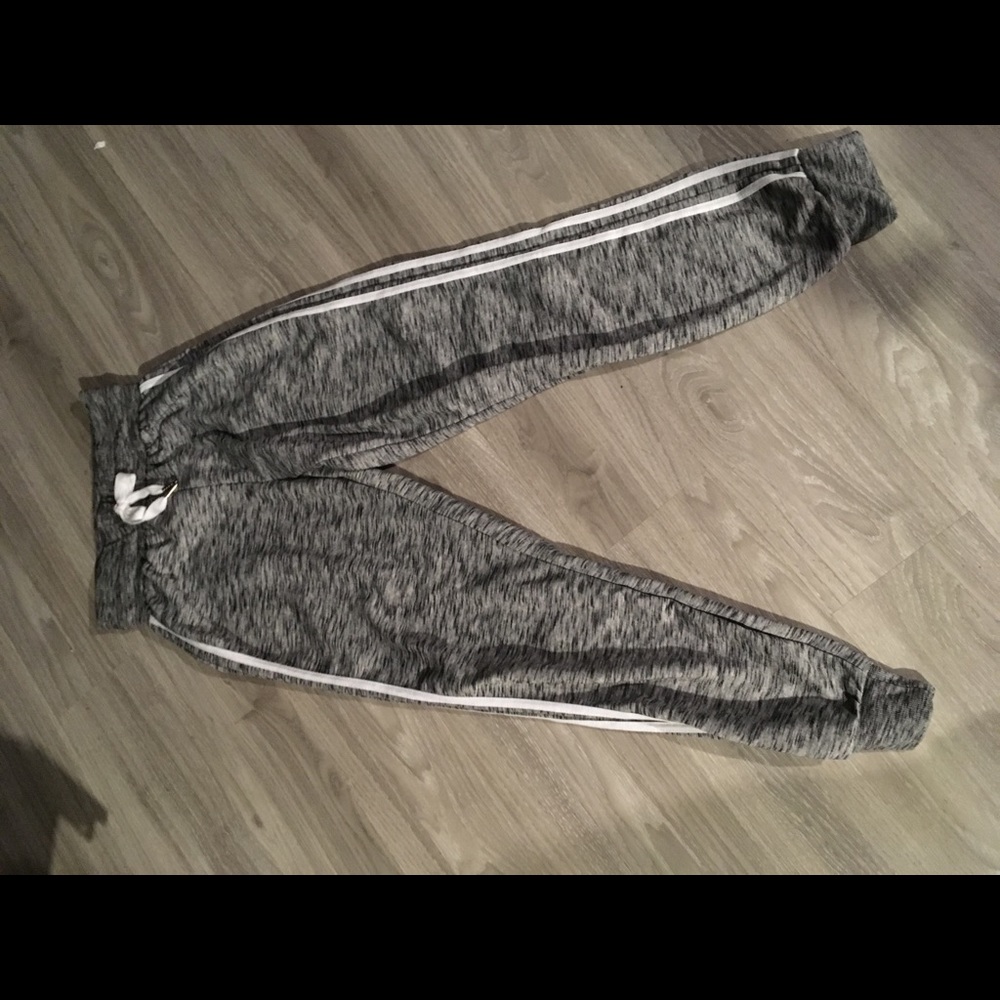 Girls joggers